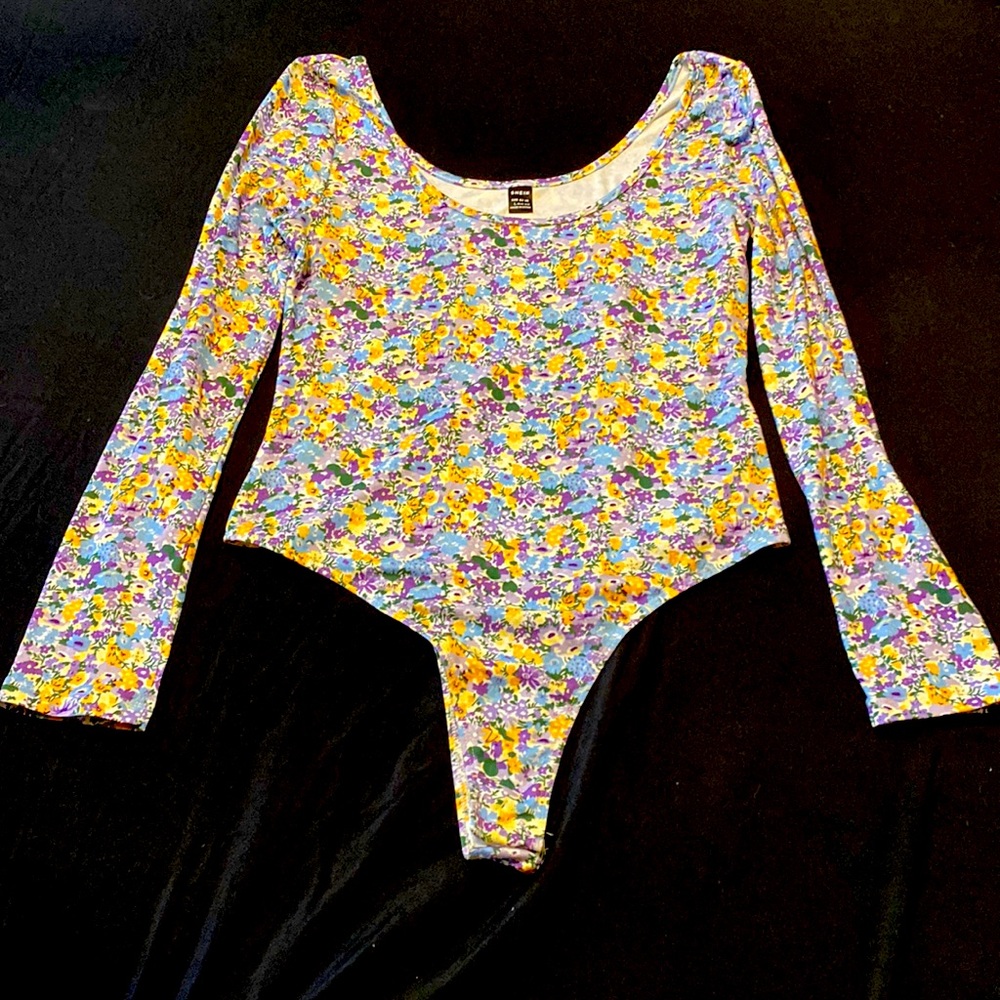 Floral print body suit